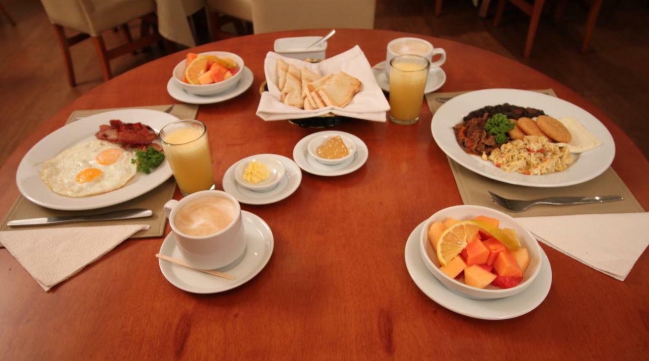 Hotel Cct Caracas Bagian luar foto